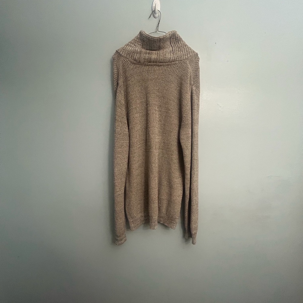 American Rag sweater - Picture 7 of 12